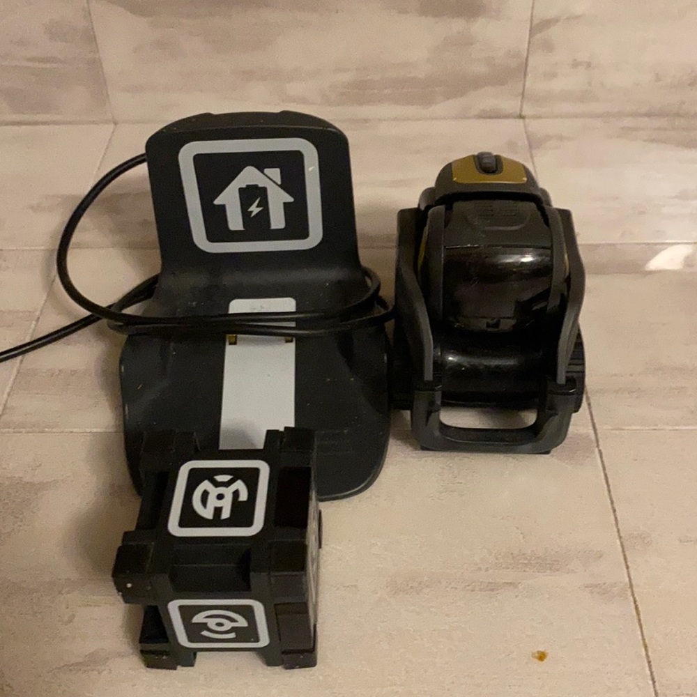 Anki Vector robot